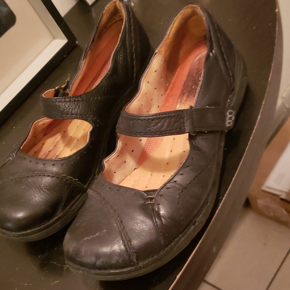 Clarke's shoes - Picture 2 of 4